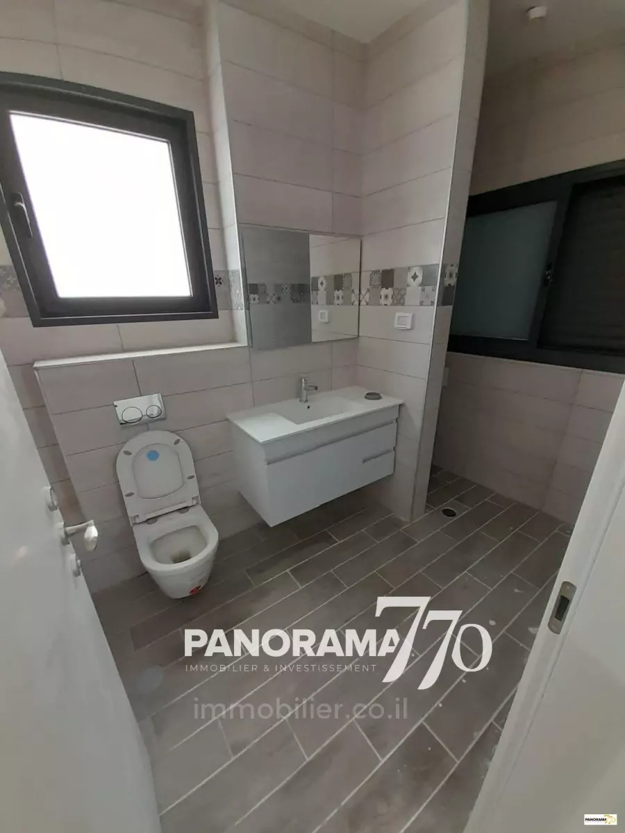 Apartment 5 rooms Netivot Maarav 233-IBL-1380