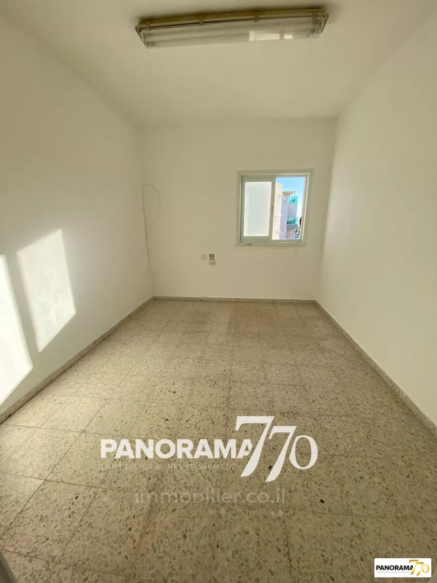 Apartment 4 rooms Ashkelon Afridar 233-IBL-1393