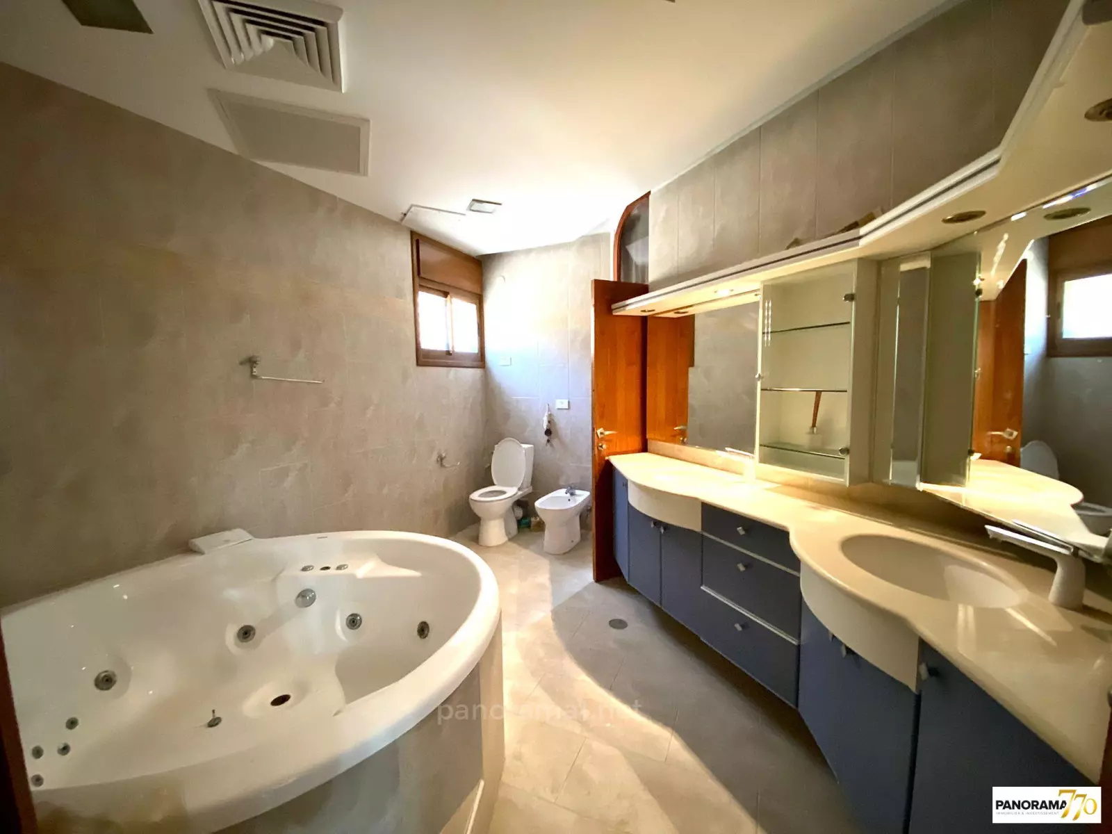 Villa 7.5 rooms Ashkelon Barnea 233-IBL-1450