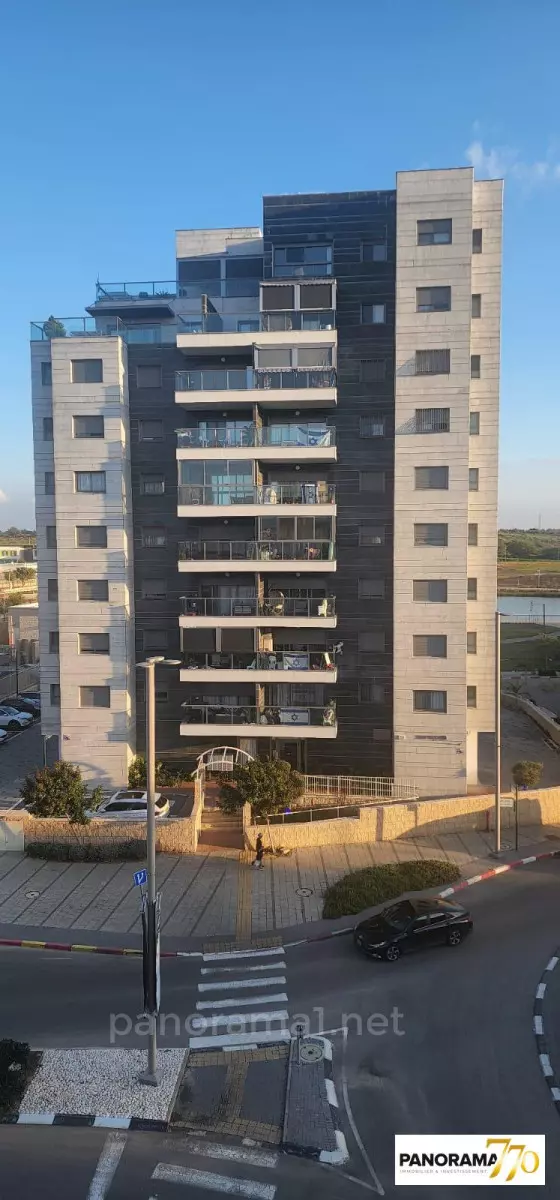 Penthouse 4.5 Rooms Ashkelon Agamim 233-IBL-1497