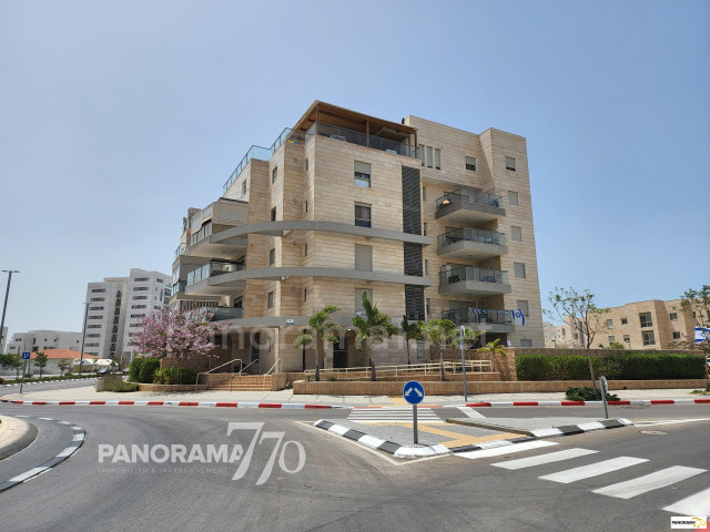 For sale Ground floor Ashkelon