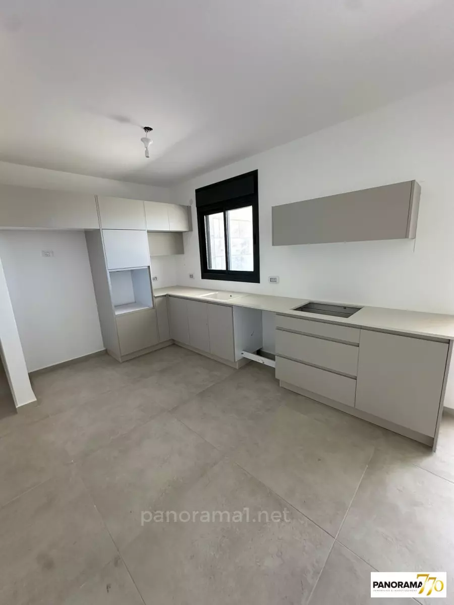 Apartment 4 Rooms Ashkelon Marina 233-IBL-1530