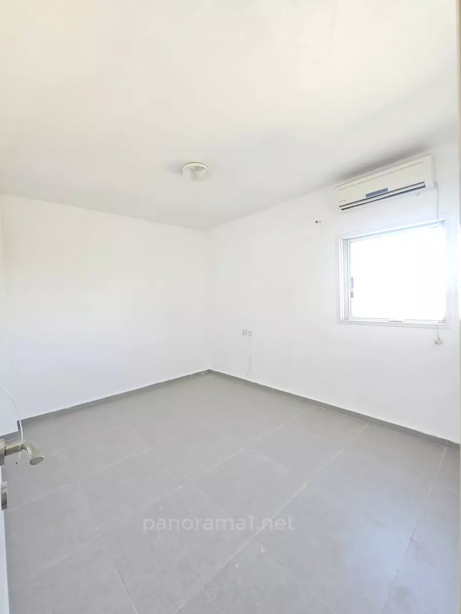 Apartment 3 Rooms Ashkelon Neot 233-IBL-1534