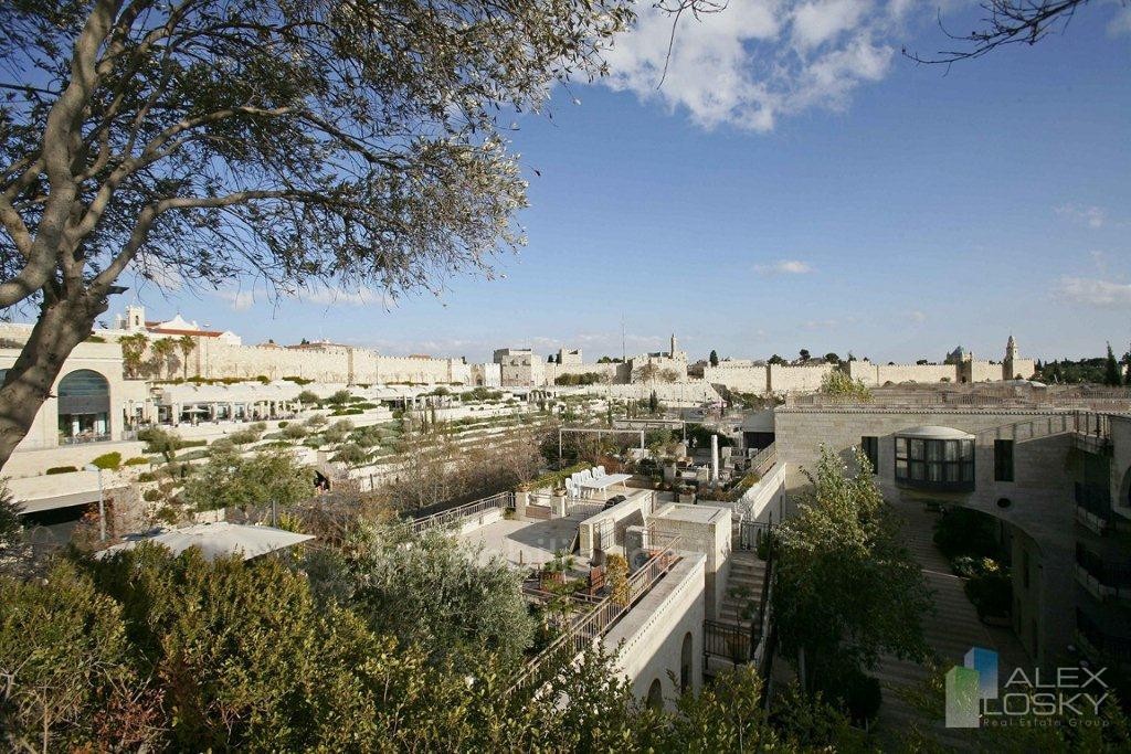 Penthouse 4 Rooms Jerusalem Mamila 245-IBL-1600