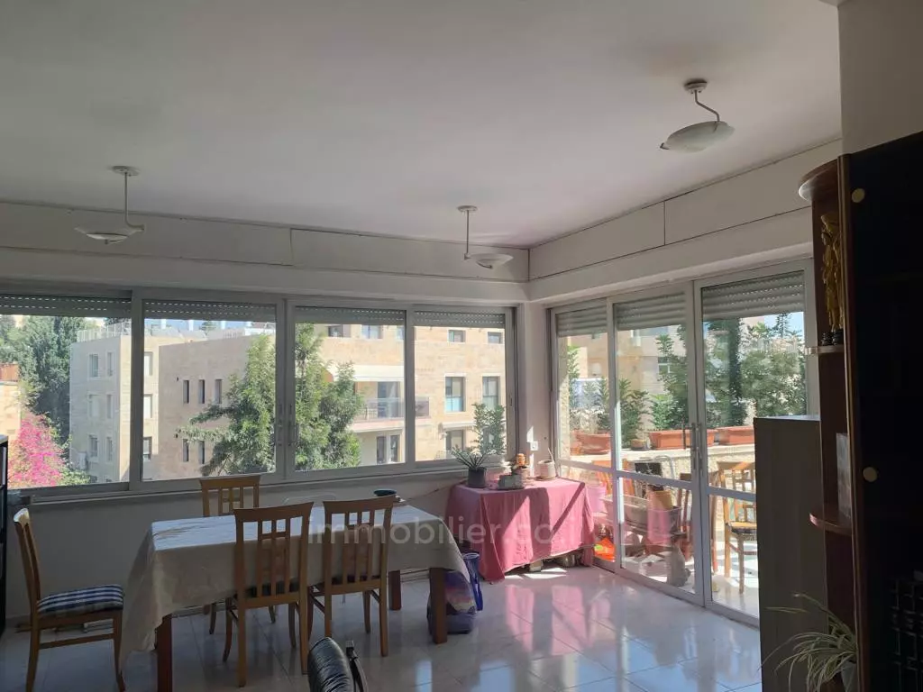 Apartment 4 rooms Jerusalem Mochava Germanit 245-IBL-1784