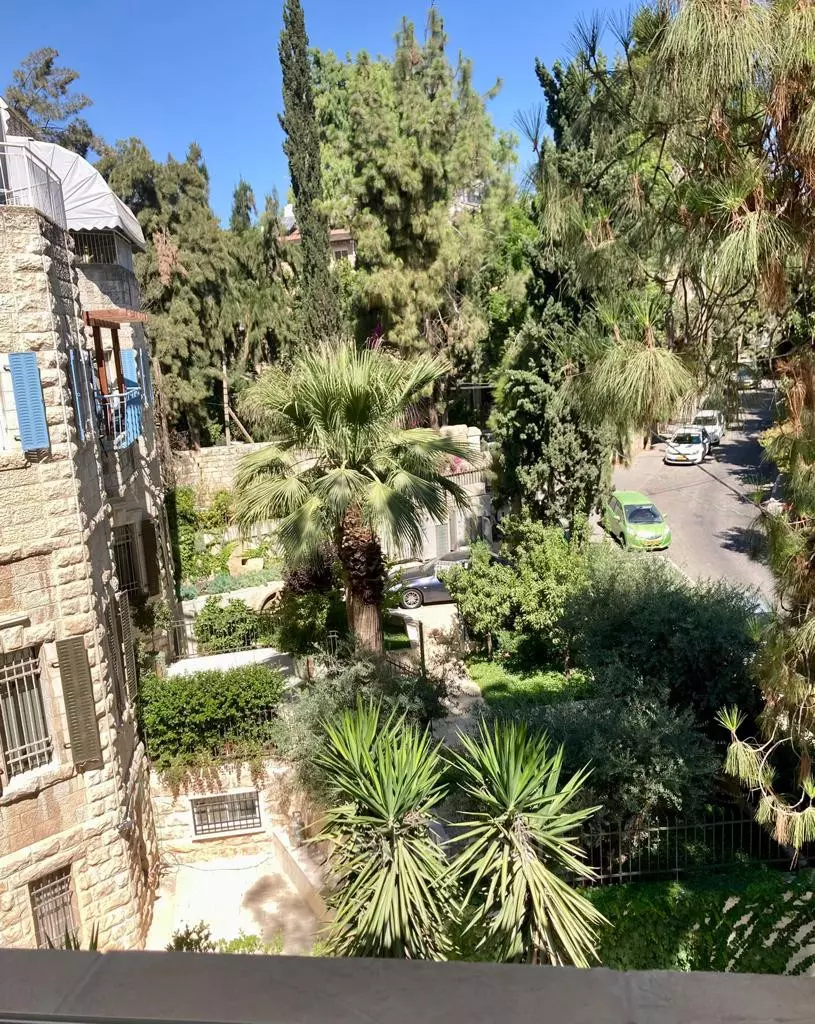 Apartment 4 rooms Jerusalem Mochava Germanit 245-IBL-1784