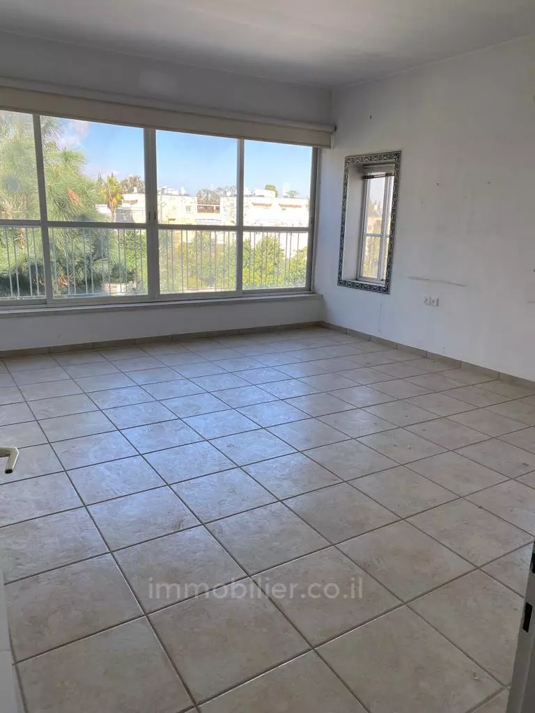 Apartment 4 rooms Jerusalem Talbieh 245-IBL-1800