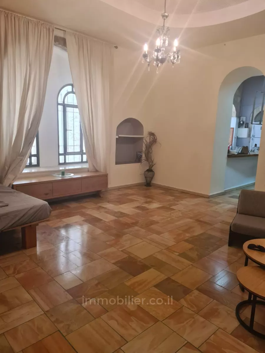 Apartment 3 rooms Jerusalem City center 245-IBL-1804