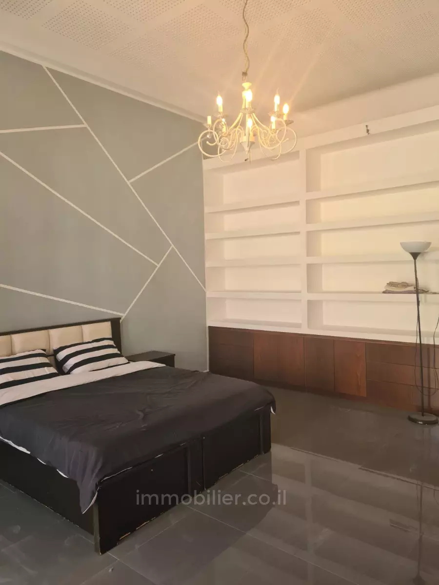 Apartment 3 rooms Jerusalem City center 245-IBL-1804