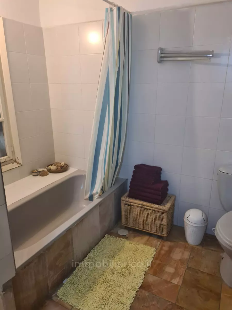 Apartment 3 rooms Jerusalem City center 245-IBL-1804