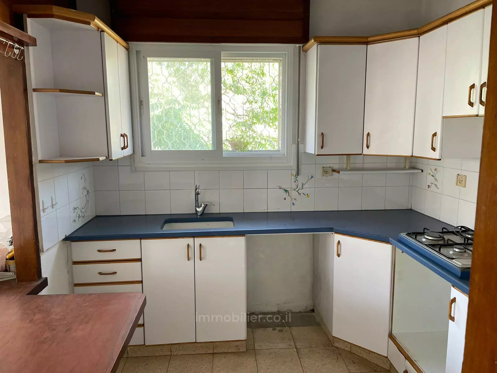 Apartment 4 rooms Jerusalem Baka 245-IBL-1813