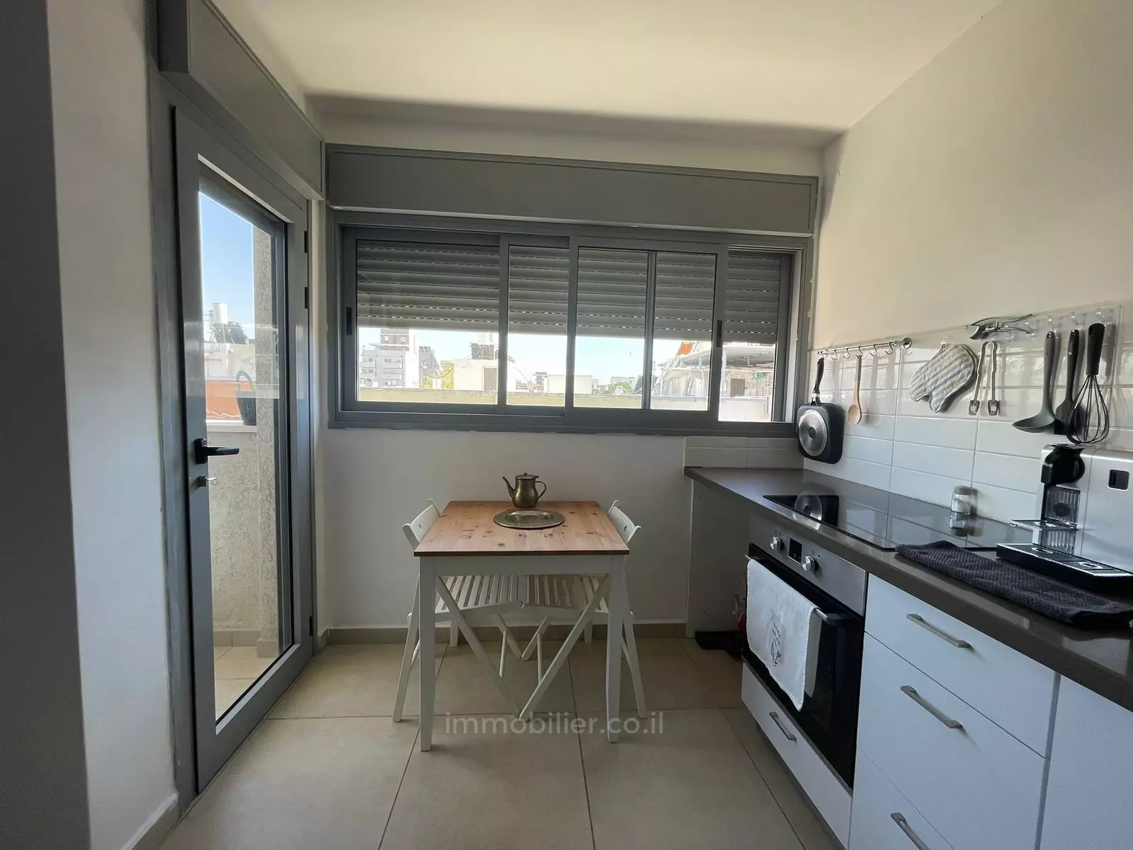 Apartment 2 rooms Tel Aviv Florentine 245-IBL-1825