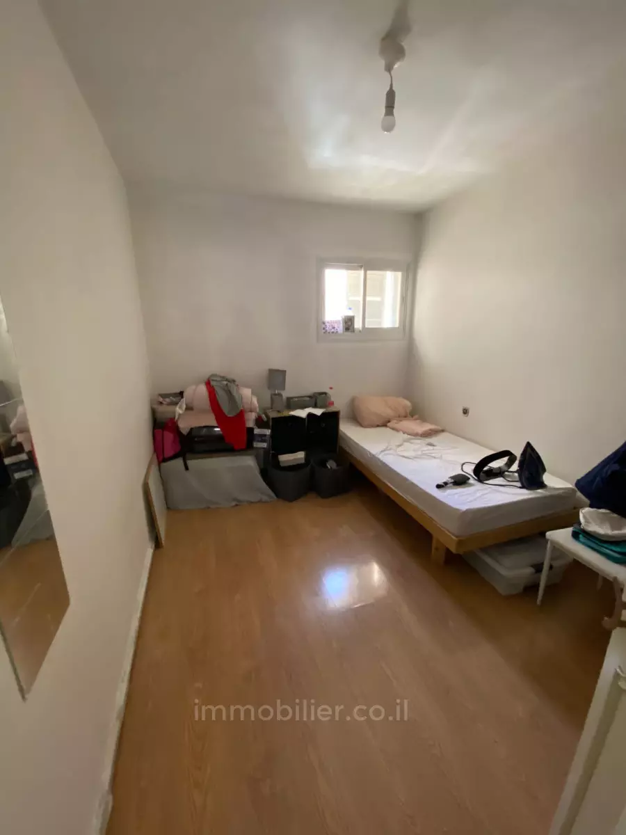 Apartment 4 rooms Jerusalem Baka 245-IBL-1836