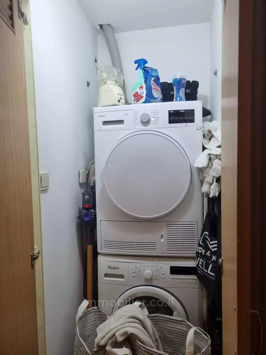 Apartment 3 rooms Jerusalem City center 245-IBL-1848