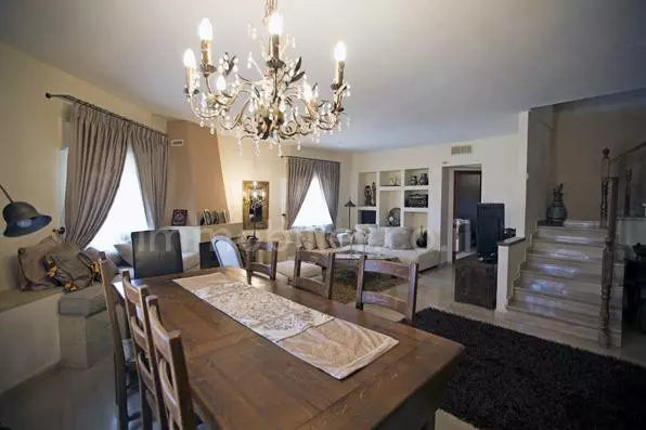 Duplex 5 Rooms Jerusalem Abu Tor 245-IBL-1876