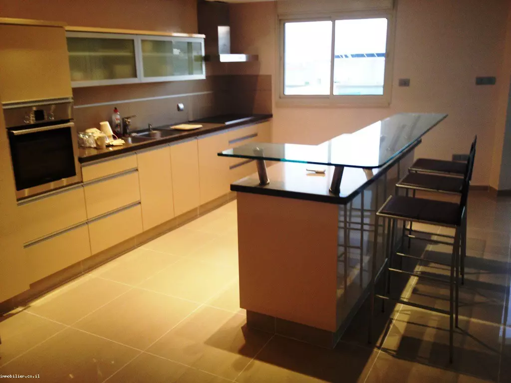 Apartment 4 rooms Eilat Hotels district 288-IBL-253