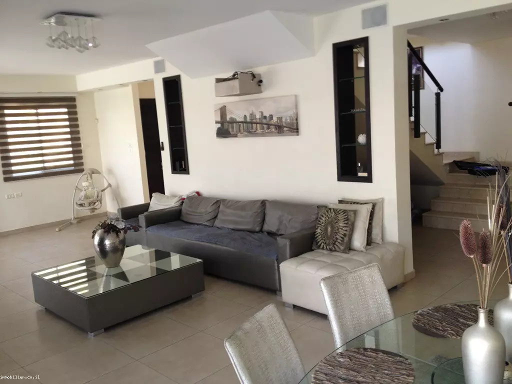 Villa 6 rooms Eilat Ganim beth 288-IBL-288