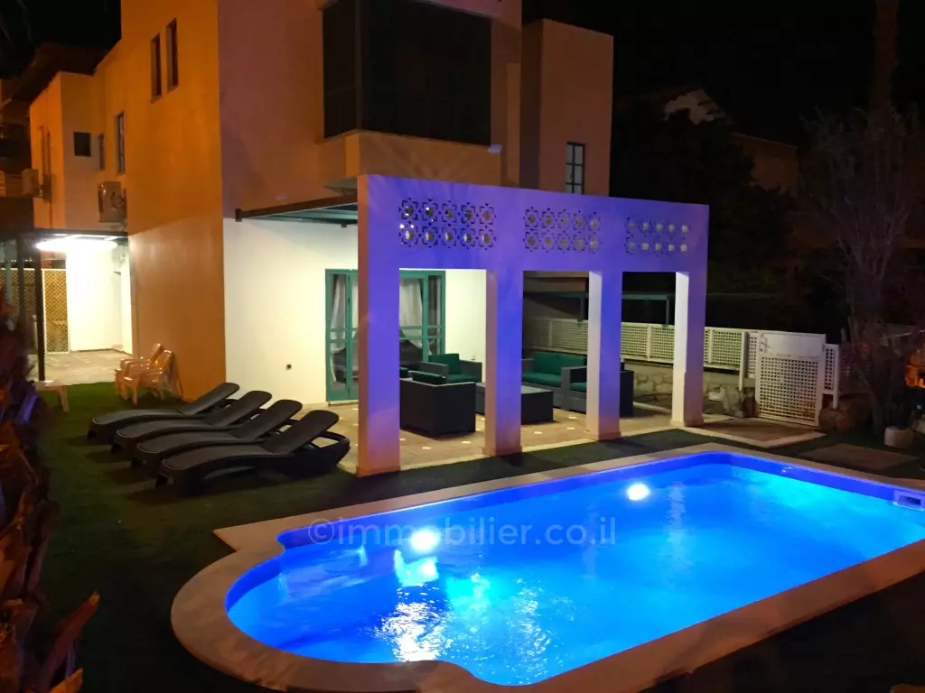 Villa 4 rooms Eilat Ganim beth 288-IBL-290