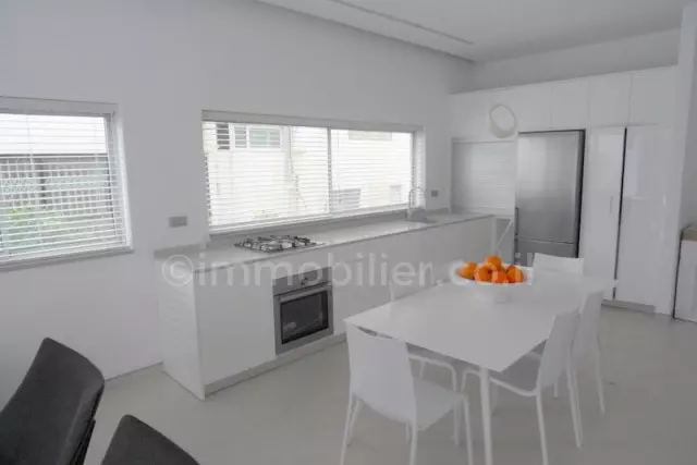 Sale Apartment Tel Aviv