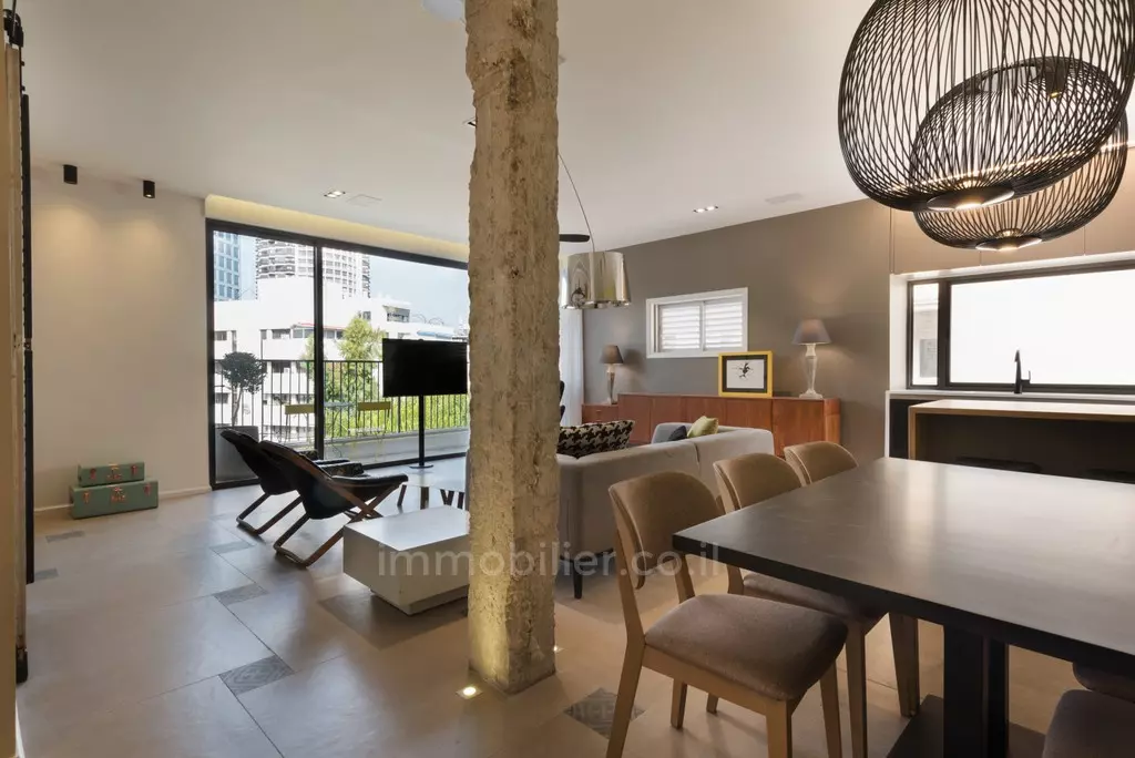 Apartment 4 Rooms Tel Aviv quarter of the sea 291-IBL-666