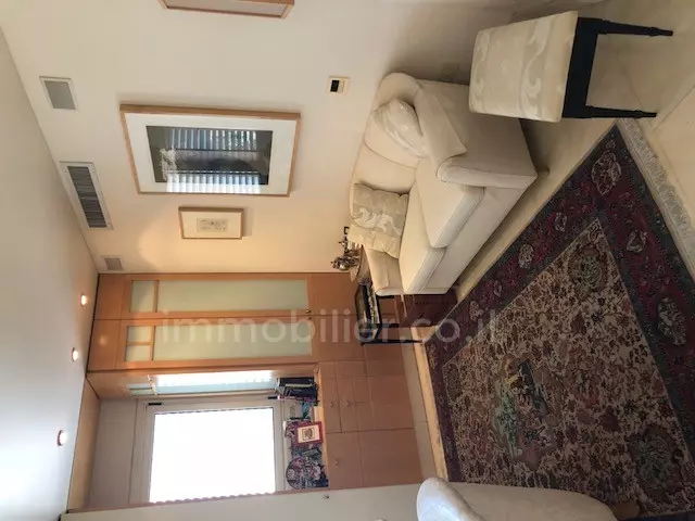 Apartment 4 rooms Tel Aviv City center 291-IBL-669