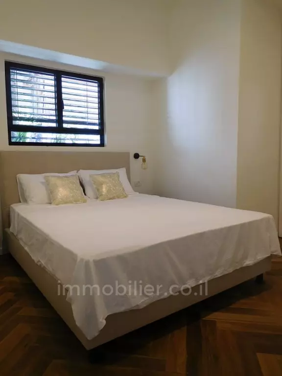 Apartment 3 rooms Tel Aviv quarter of the sea 291-IBL-671