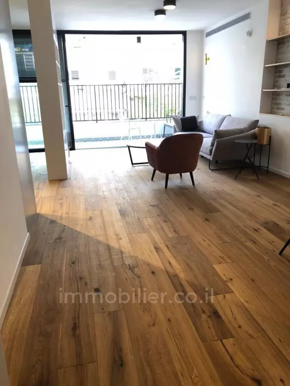 Apartment 3 rooms Tel Aviv Bazel 291-IBL-683