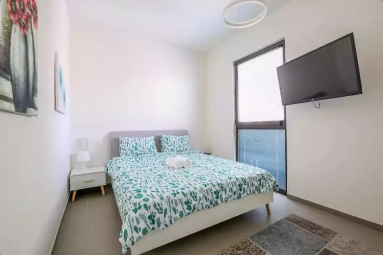 Apartment 3 rooms Tel Aviv quarter of the sea 291-IBL-736