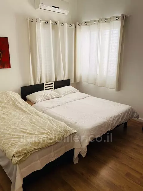 Apartment 3.5 rooms Tel Aviv quarter of the sea 291-IBL-741