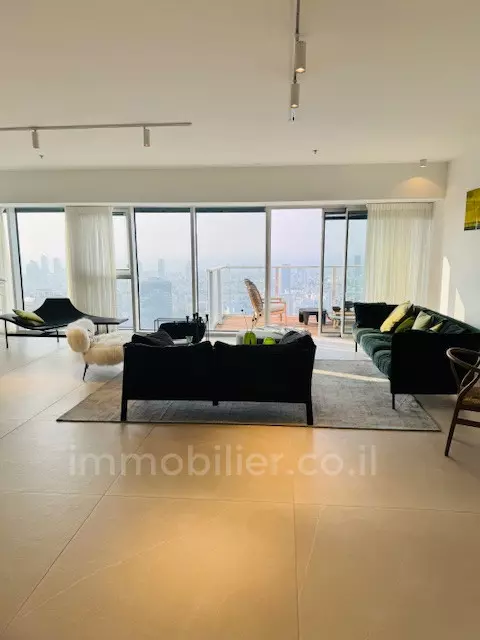 Apartment 4 Rooms Tel Aviv City center 291-IBL-785