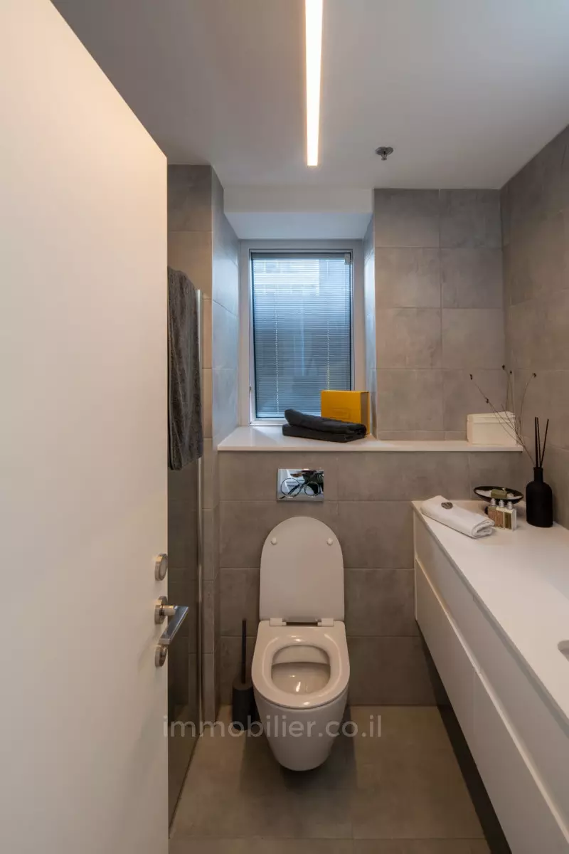 Apartment 4 Rooms Tel Aviv City center 291-IBL-785