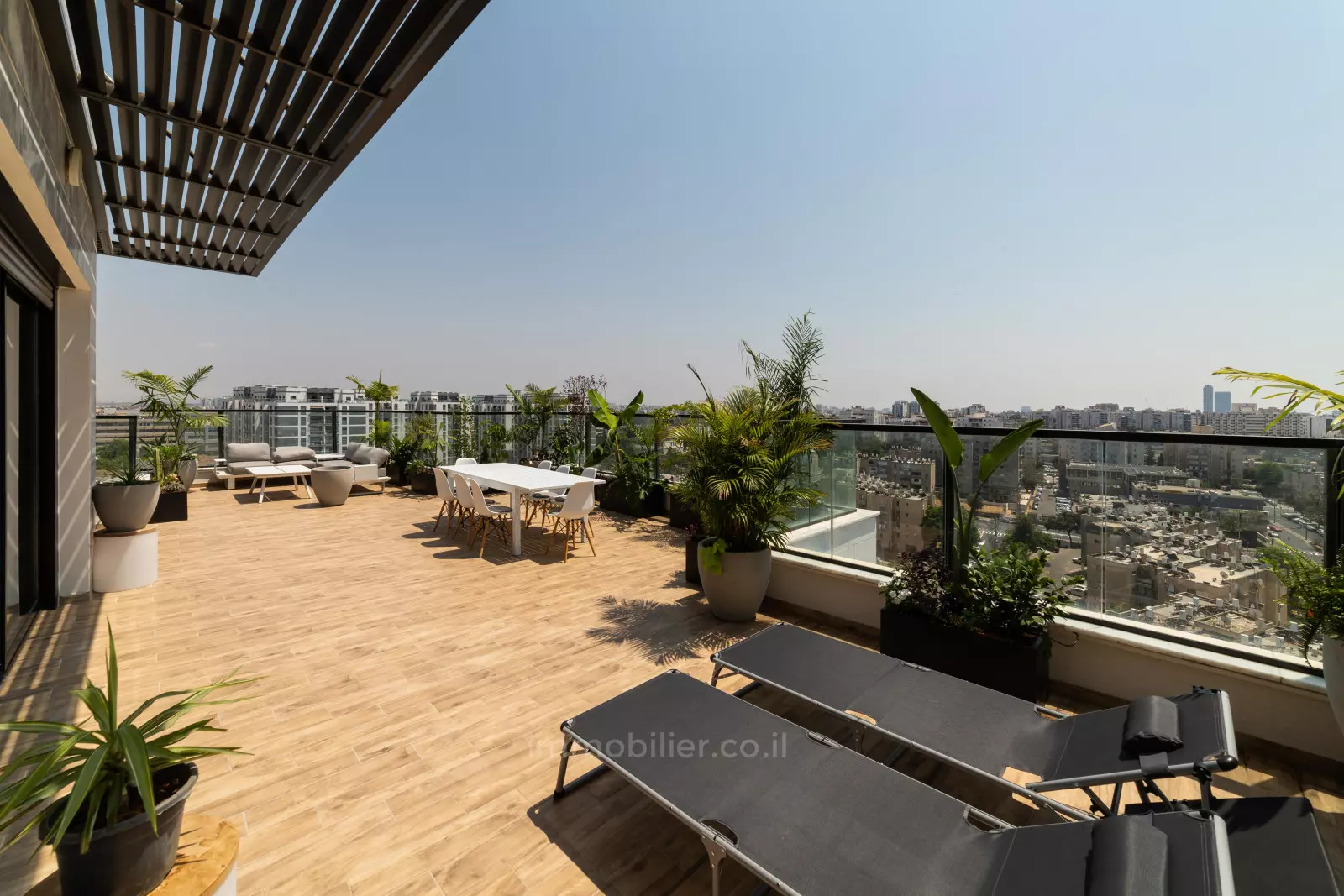 Penthouse 5 Rooms Tel Aviv Neve Ofer 291-IBL-802