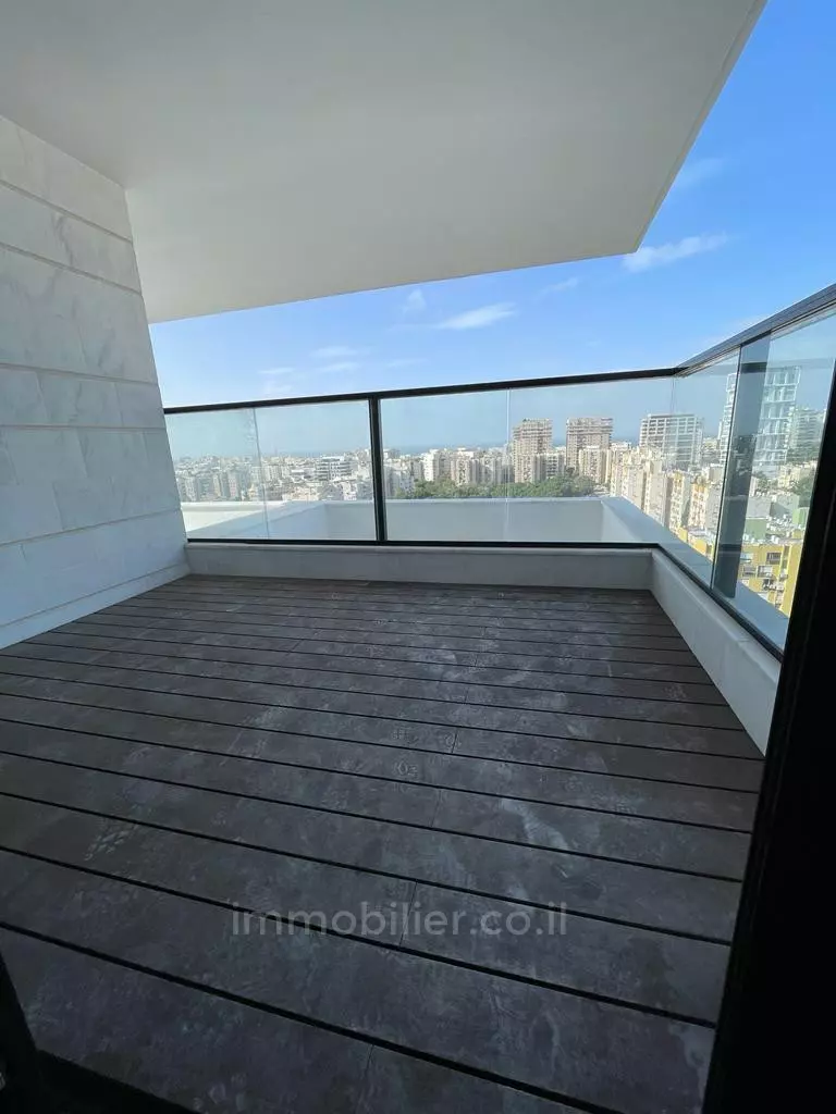 Apartment 5 Rooms Tel Aviv Ramat Aviv 291-IBL-803