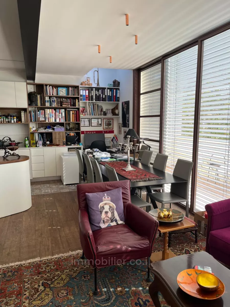 Penthouse 3 Rooms Tel Aviv Dizengof 291-IBL-808