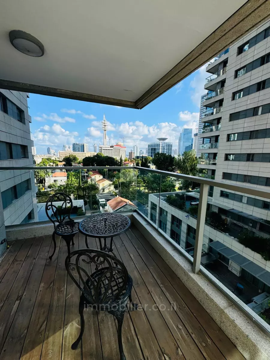  4 Rooms Tel Aviv Sarona 291-IBL-810