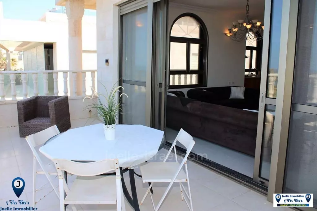 Villa 4.5 rooms Netanya Nat 600 316-IBL-1314