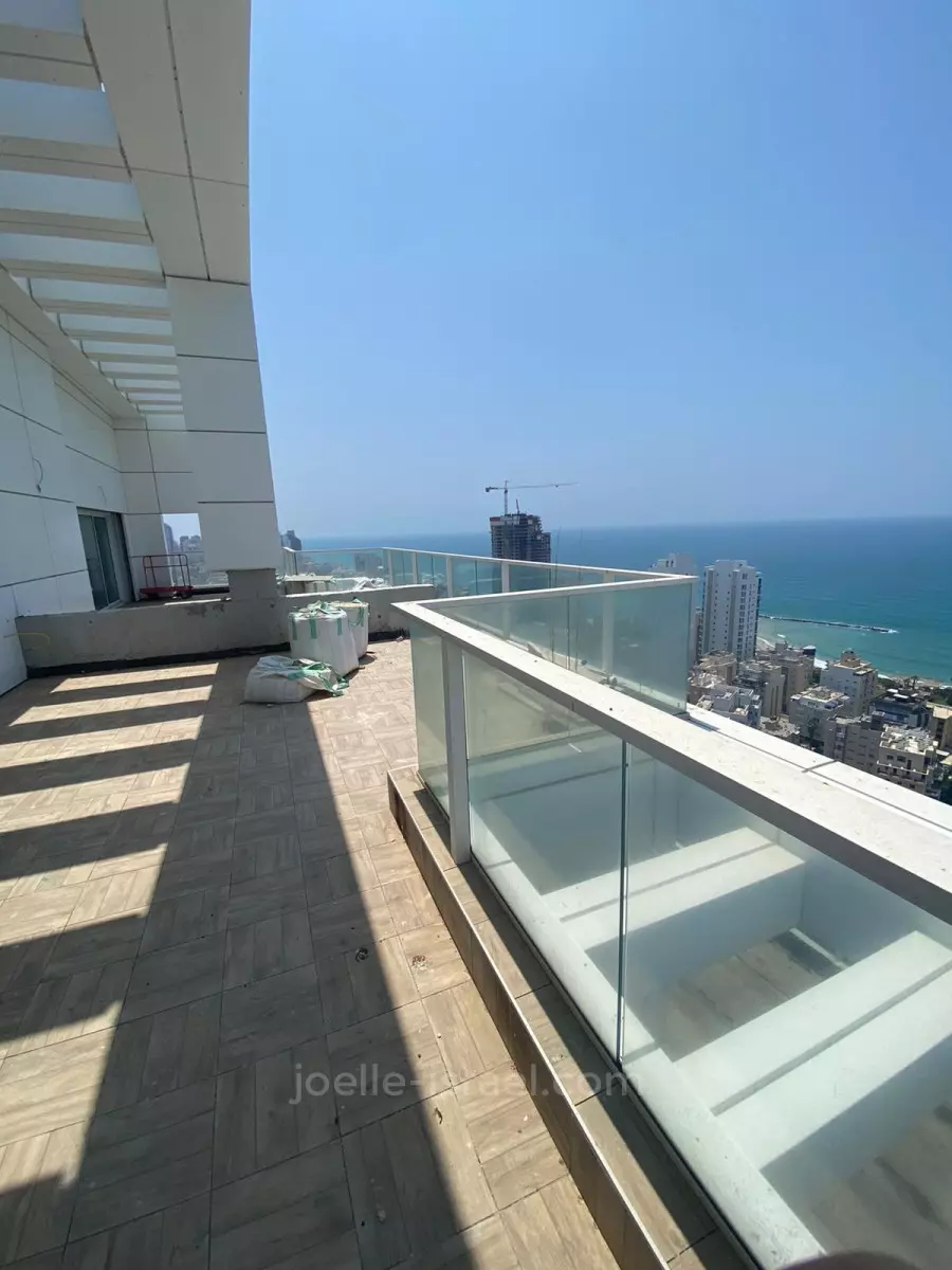 Penthouse 5 rooms Netanya Kikar 316-IBL-1436