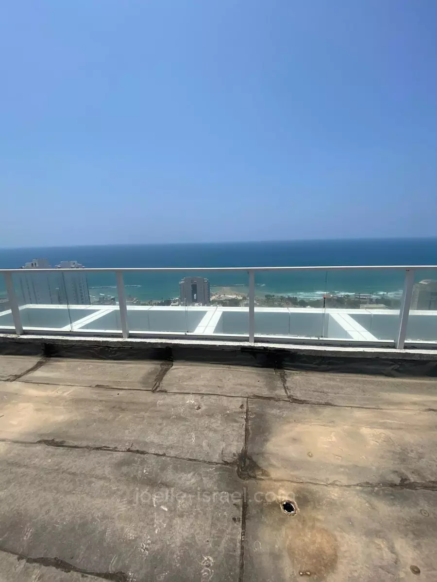 Penthouse 5 rooms Netanya Kikar 316-IBL-1436