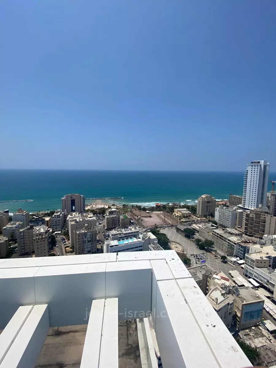 Penthouse 5 rooms Netanya Kikar 316-IBL-1436