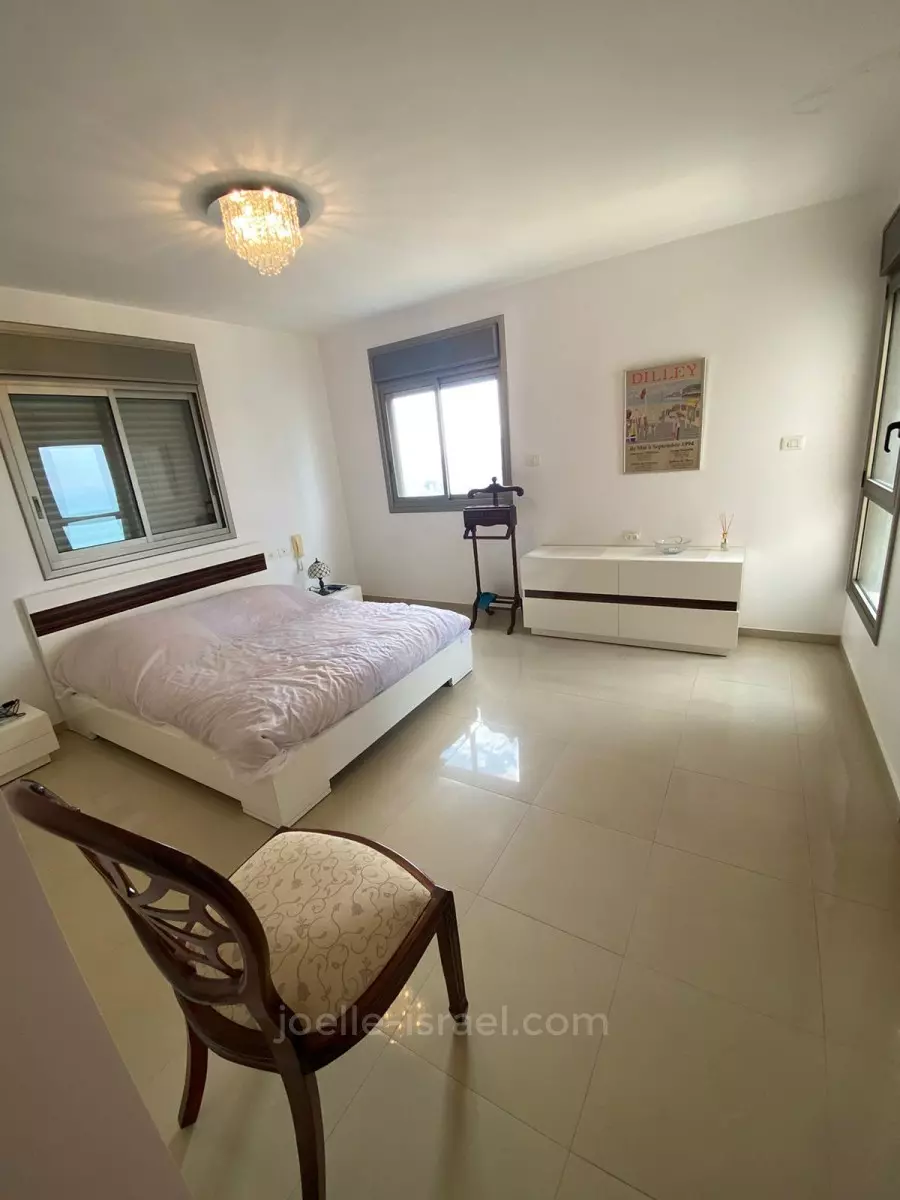 Apartment 5 rooms Netanya Nat 600 316-IBL-1514