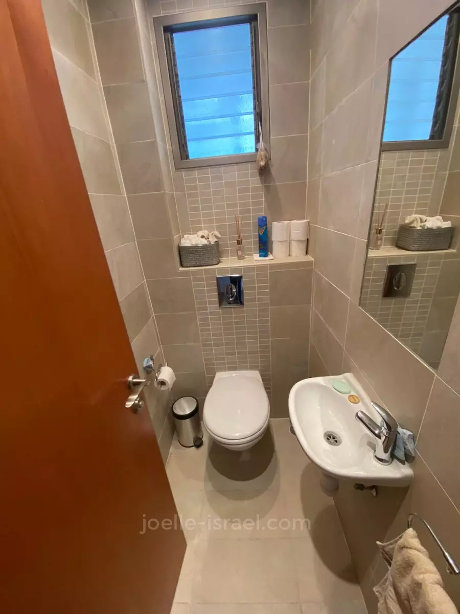 Apartment 5 rooms Netanya Nat 600 316-IBL-1514