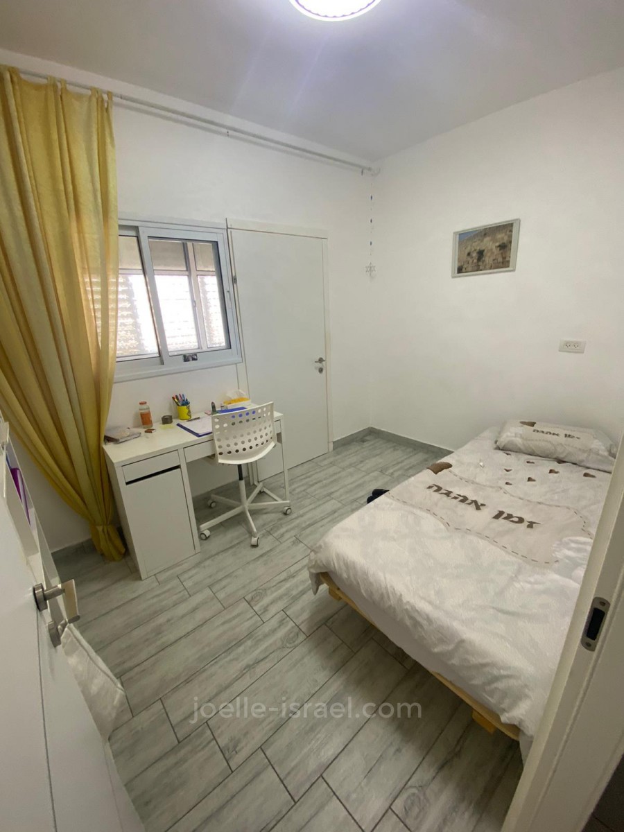Apartment 4 Rooms Netanya City center 316-IBL-1527