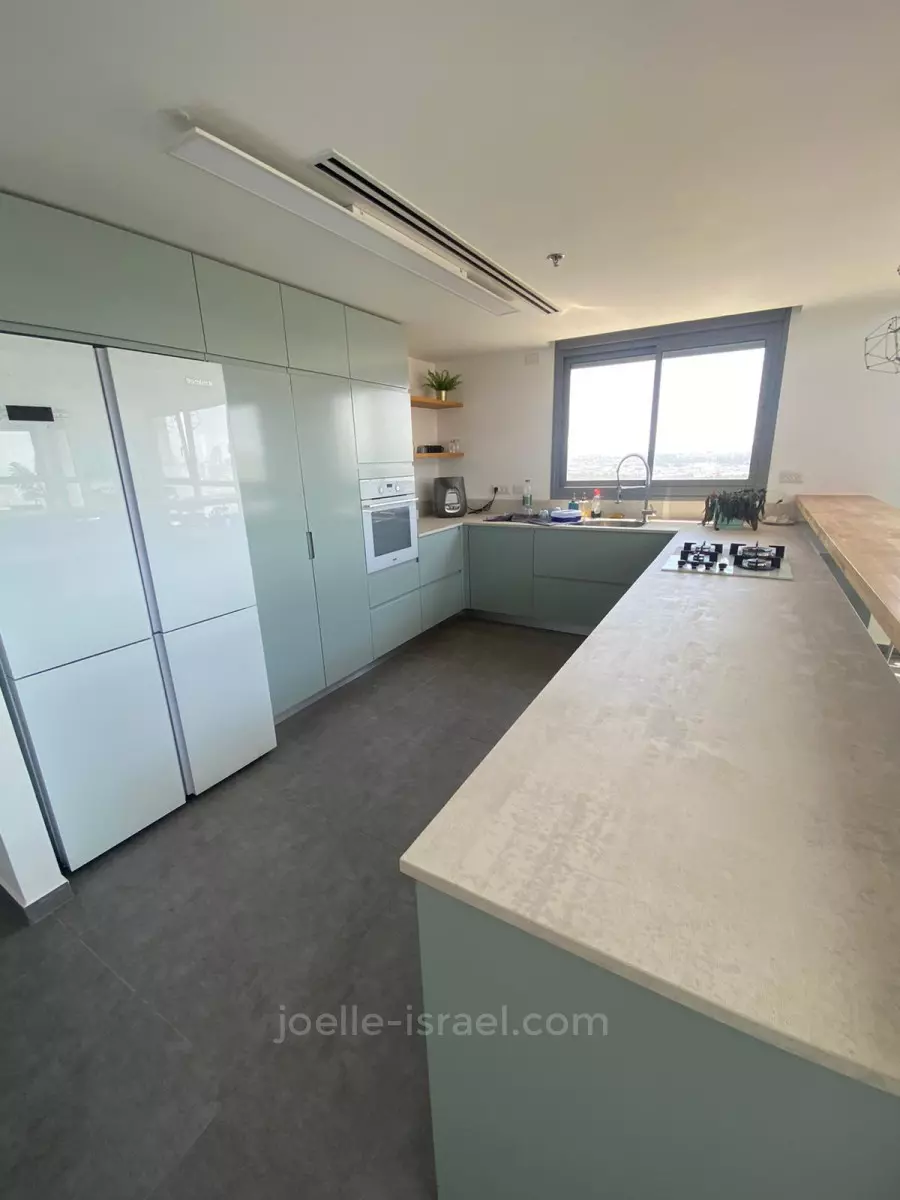 Apartment 4 rooms Netanya City center 316-IBL-1549