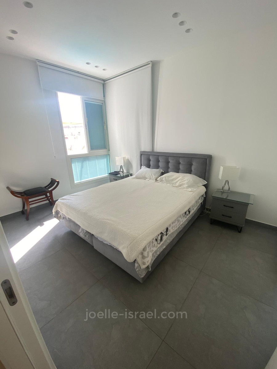 Apartment 4 Rooms Netanya Kikar 316-IBL-1562
