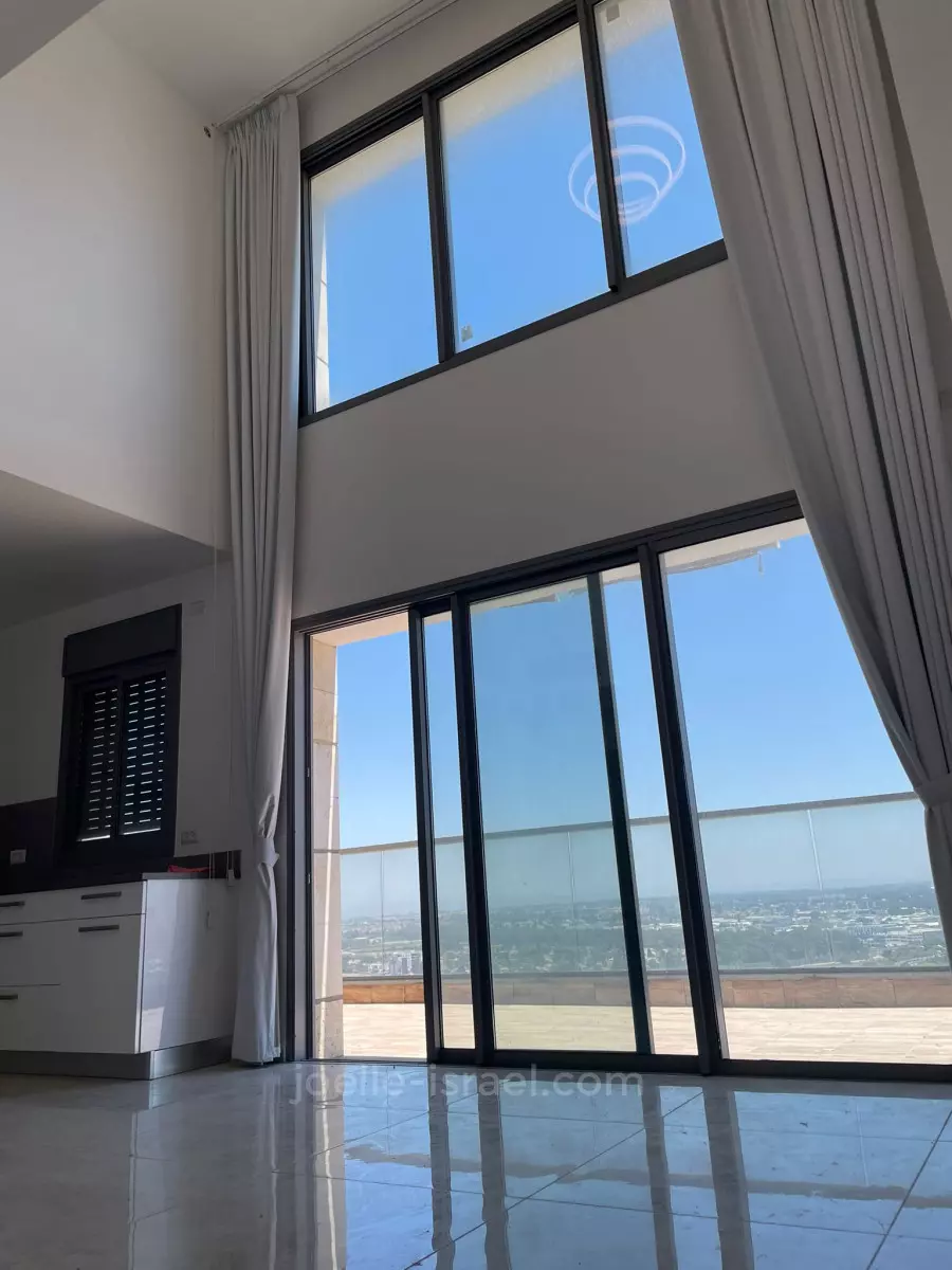 Loft 4 rooms Netanya City center 316-IBL-1572