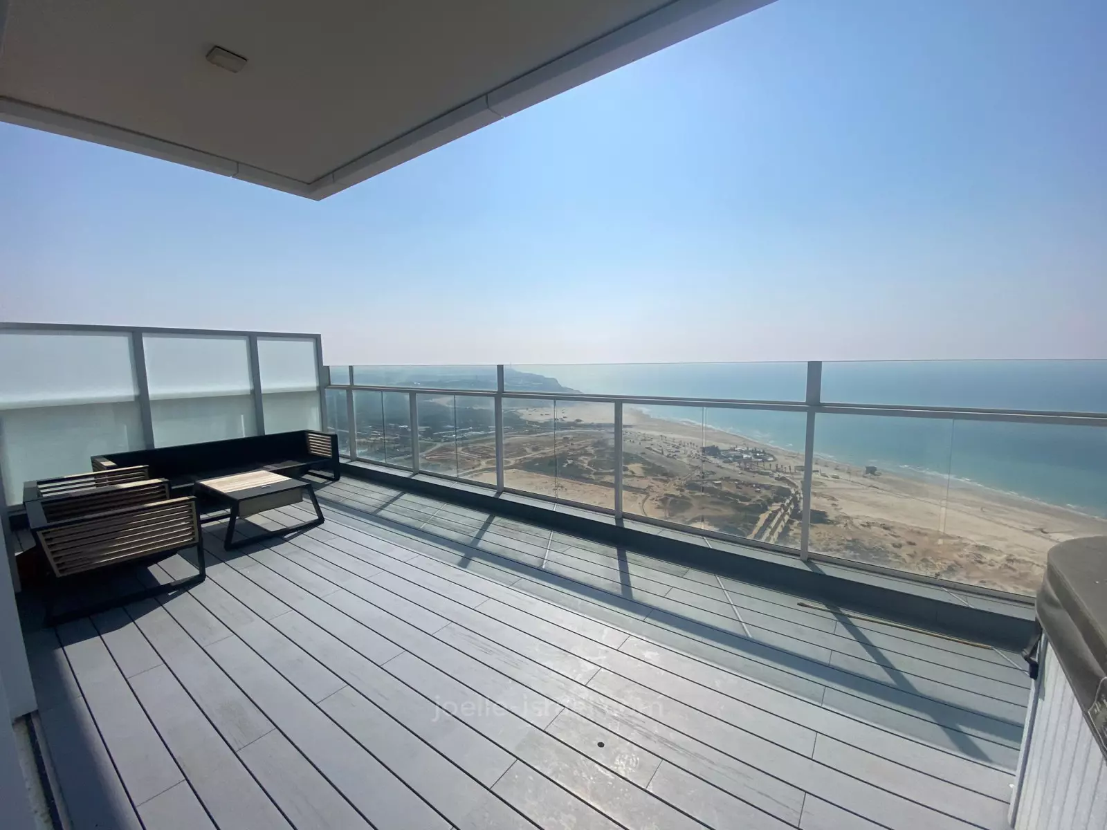 Penthouse 5 rooms Netanya Ir Yamim 316-IBL-1582