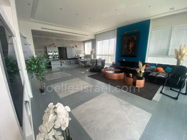 Sale Penthouse Netanya