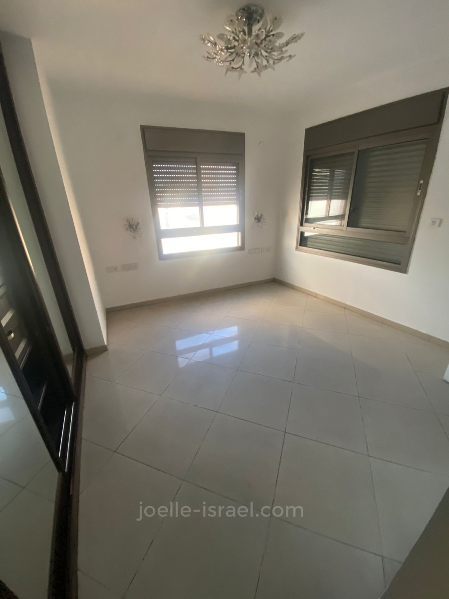 Apartment 4 Rooms Netanya City center 316-IBL-1584