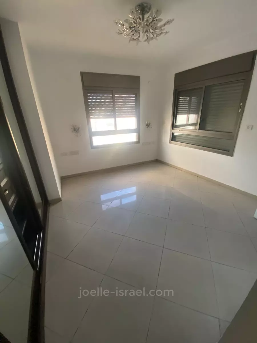 Apartment 4 rooms Netanya City center 316-IBL-1584