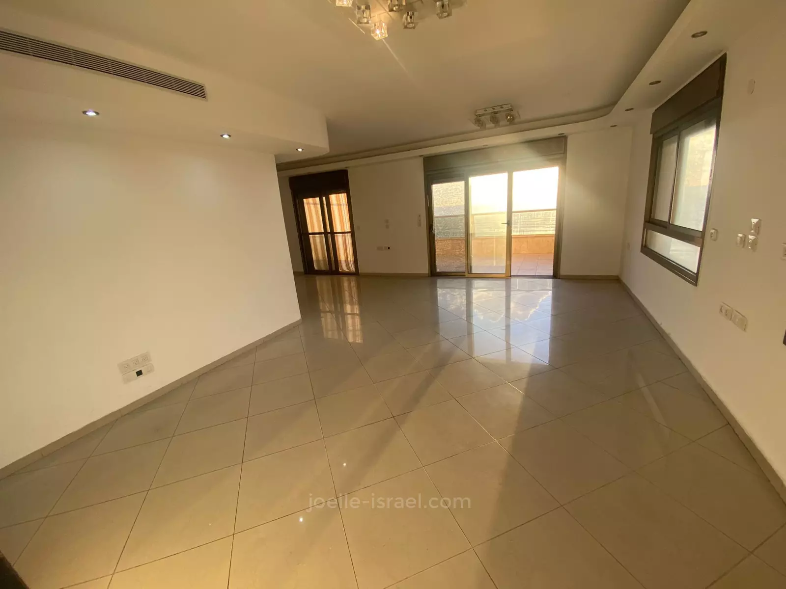 Apartment 4 rooms Netanya City center 316-IBL-1584